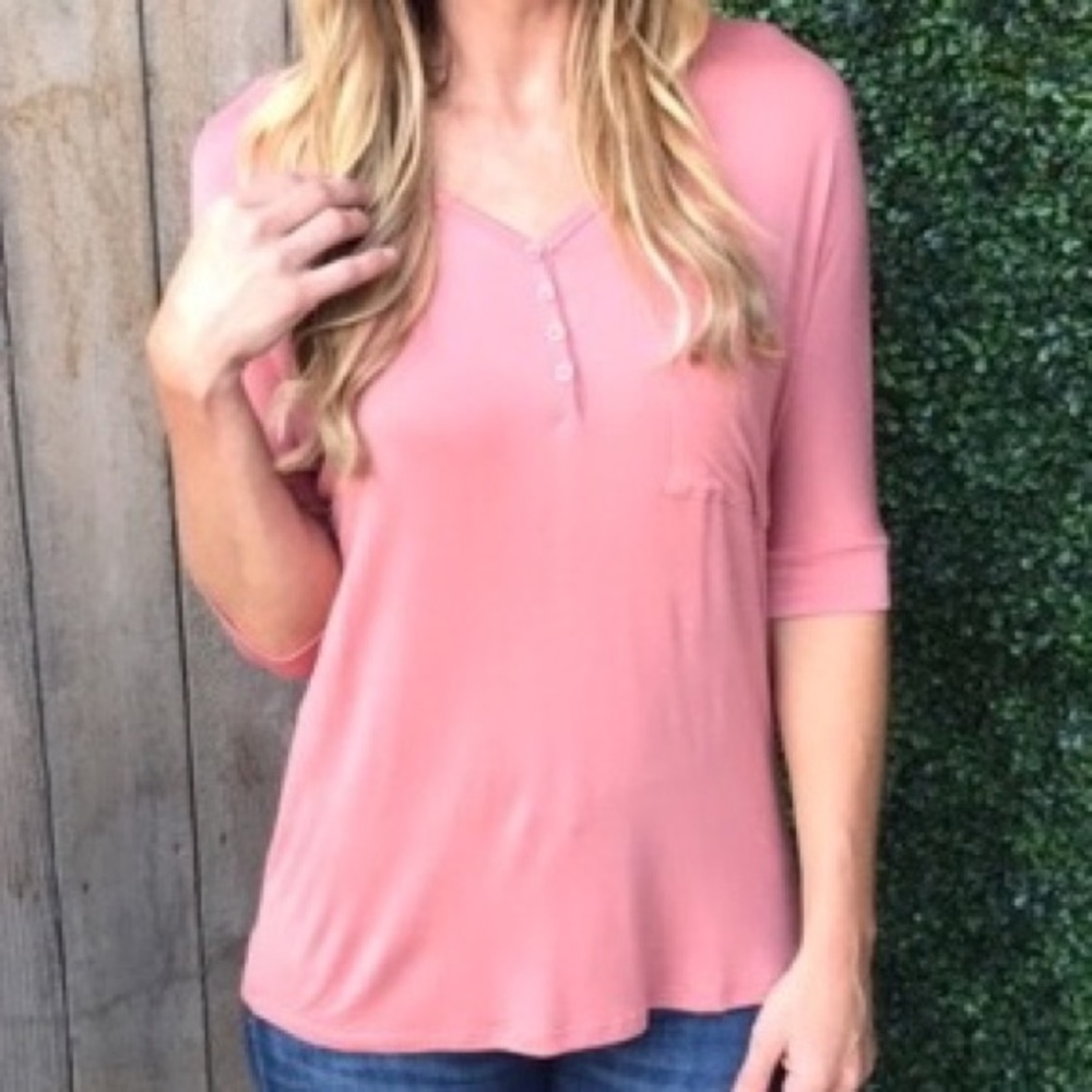 ⚡️LAST ONE⚡️Blush Pink 3/4 Sleeve Henley Tunic Top